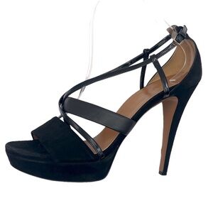 GUCCI Betty Suede High Heel Platform Sandals 
Black 
Size 39.5 EU